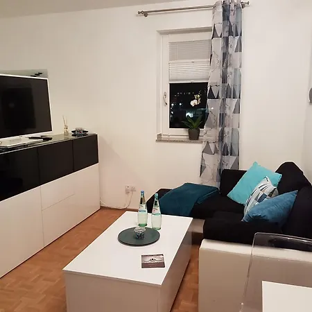 Flat Combines Functionality With Living Flair Neu-Isenburg